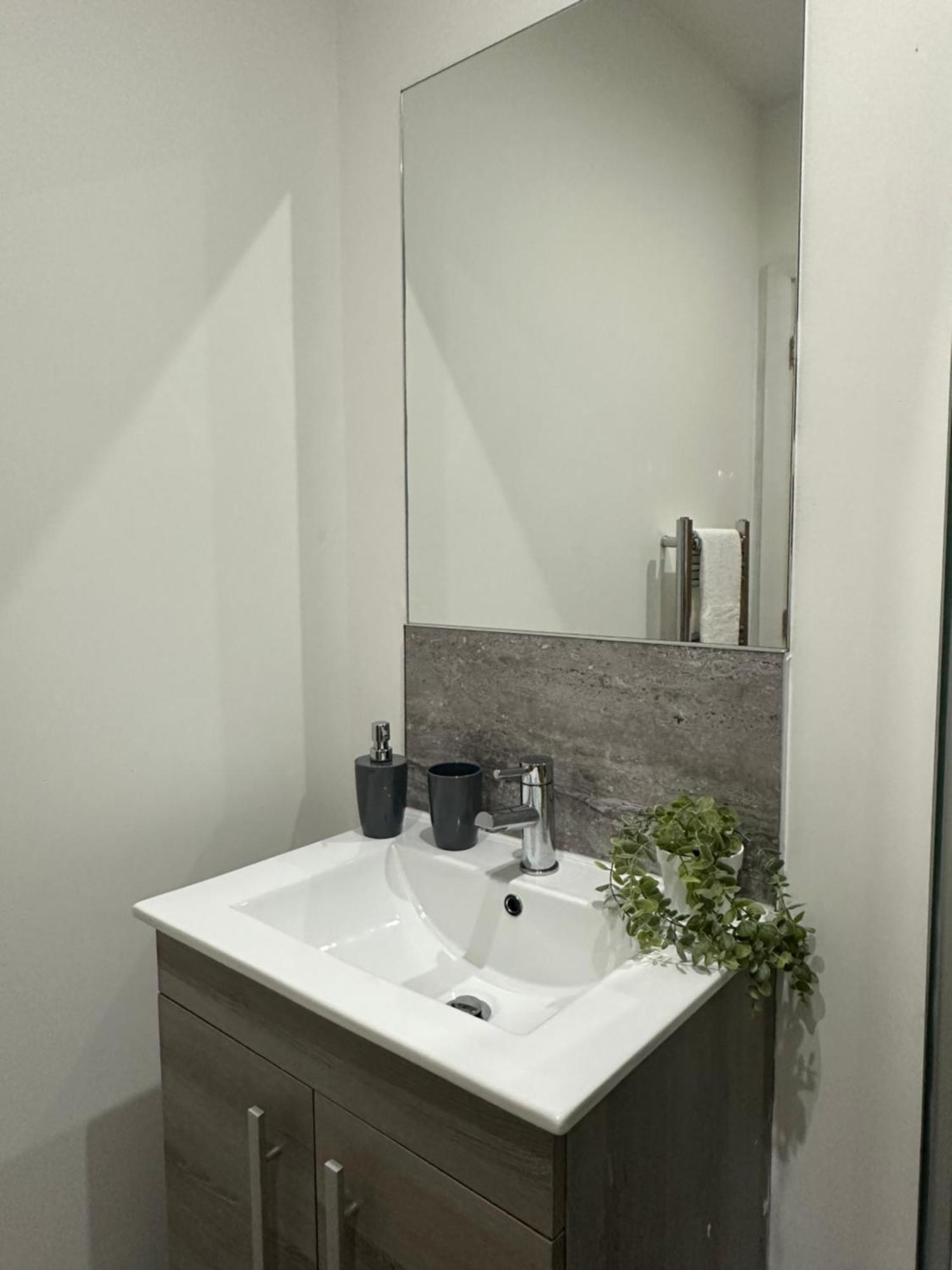 Retro Suite A Luxury Apartment With King Size Bed Wii Games And Entertainment Leicester Esterno foto